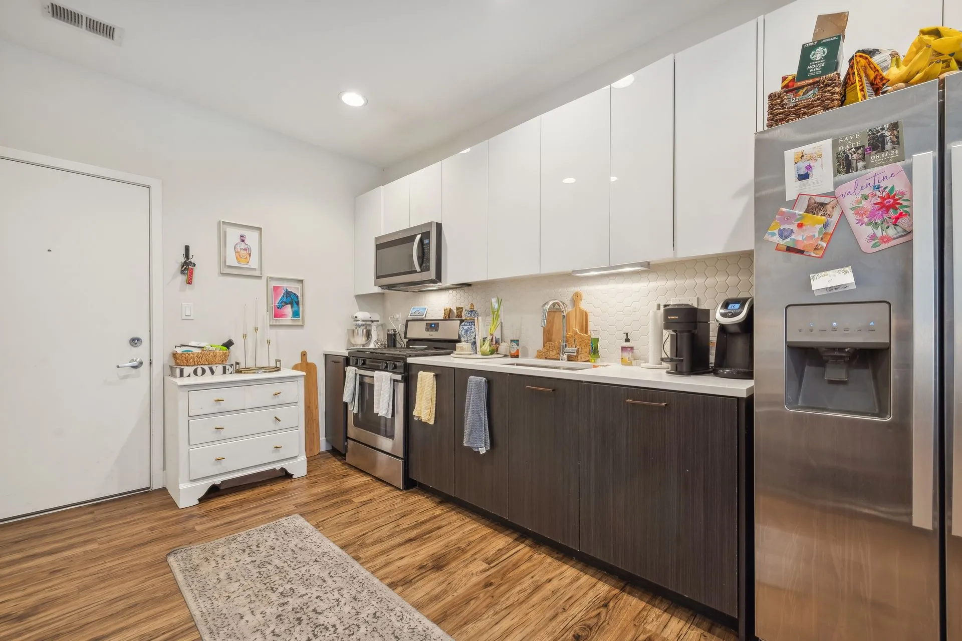 1045 W Cornelia Ave, , 60657, USA 60657-unit#303-Chicago-IL