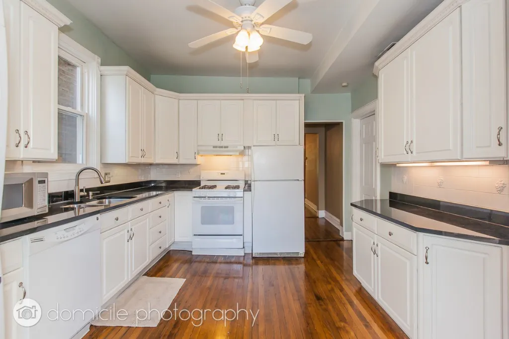 828 W Buckingham Pl, ,  60657, USA 60657-unit#2-Chicago-IL