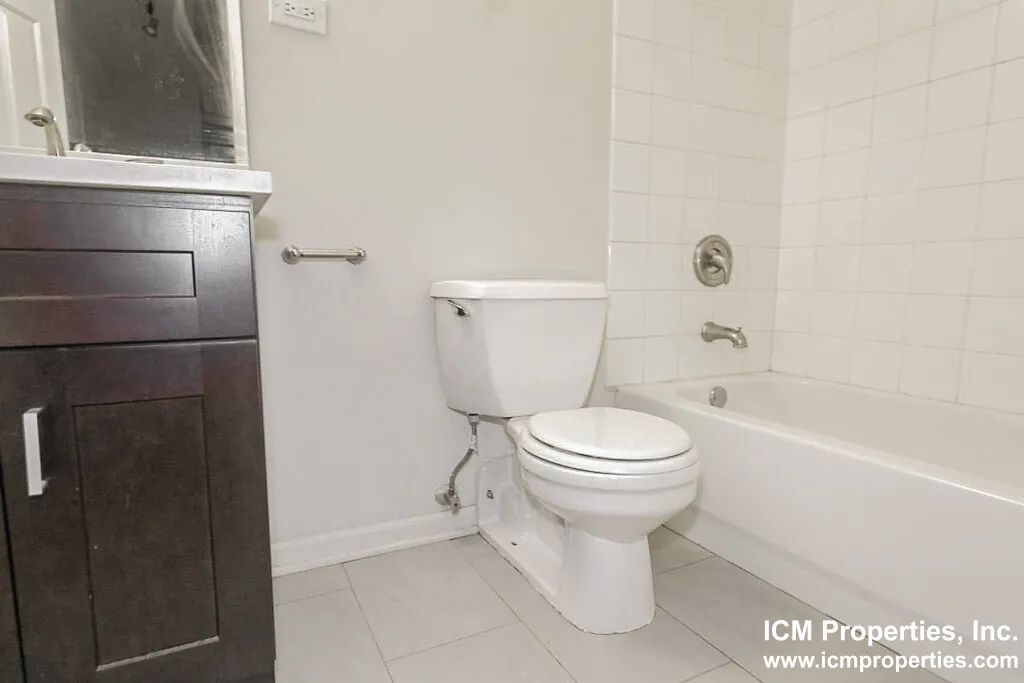 2520 W Leland Ave, ,  60625, USA 60625-unit#2520-B7-Chicago-IL