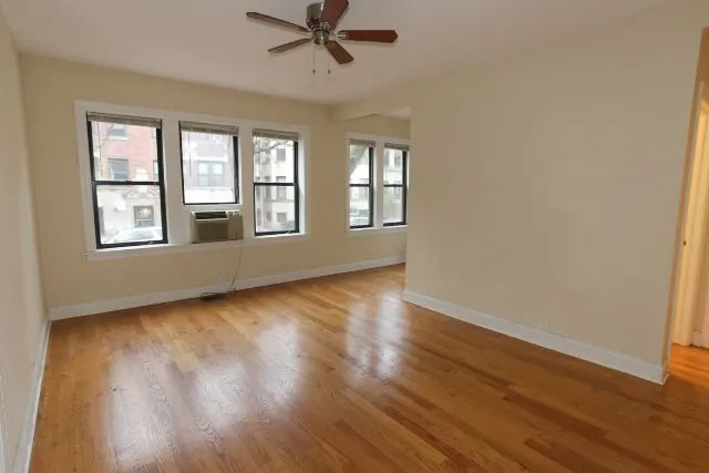 3728 N Pine Grove Ave, ,  60613, USA 60613-unit#1E-Chicago-IL