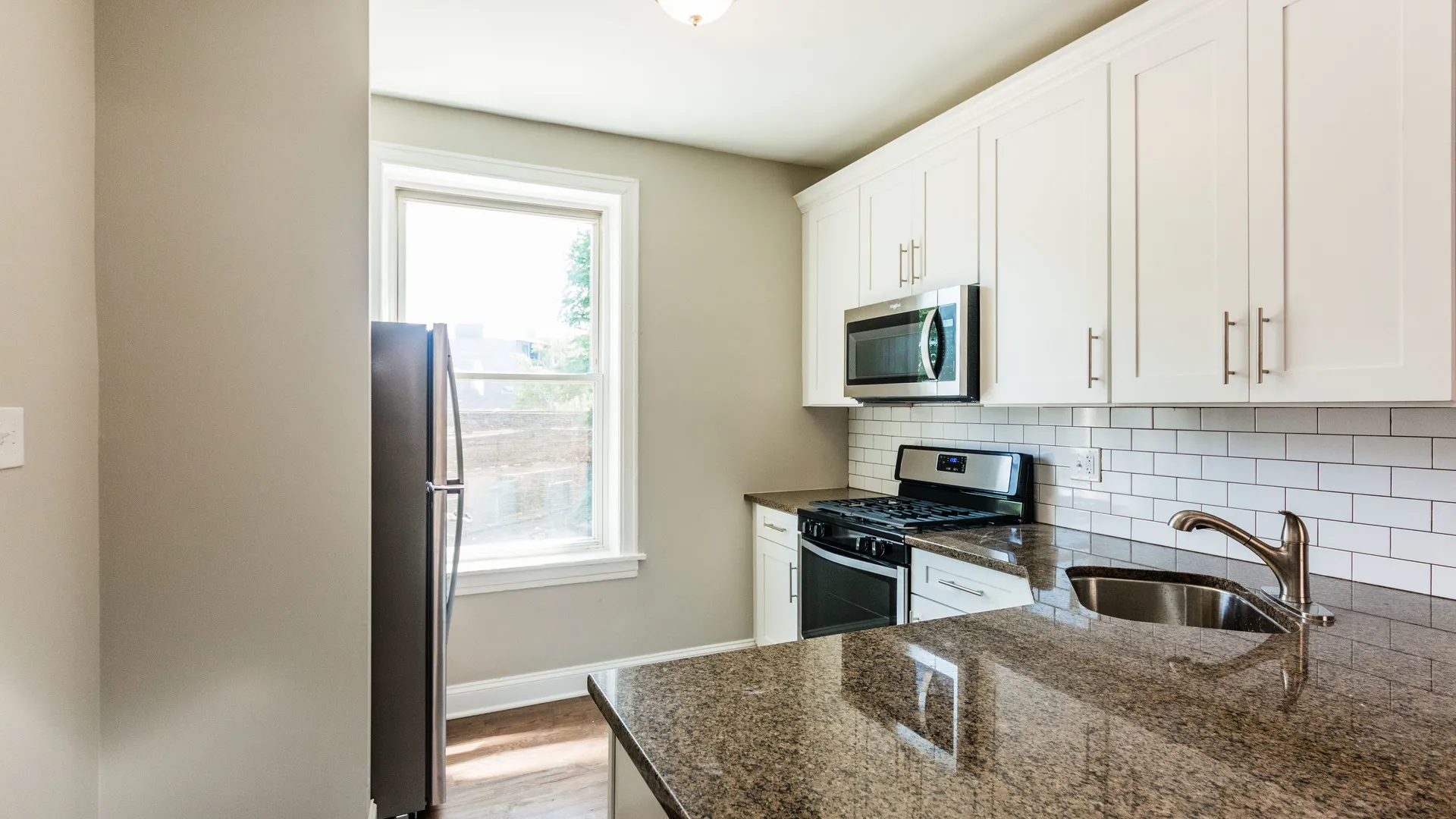 2111 W Caton St, ,  60647, USA 60647-unit#2S-Chicago-IL