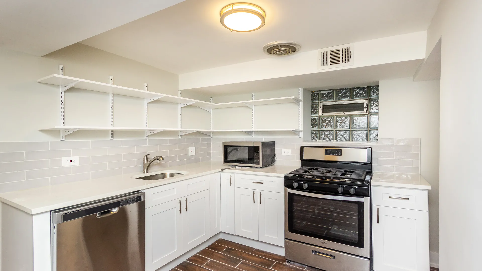 825 N Oakley Blvd, ,  60622, USA 60622-unit#G-Chicago-IL