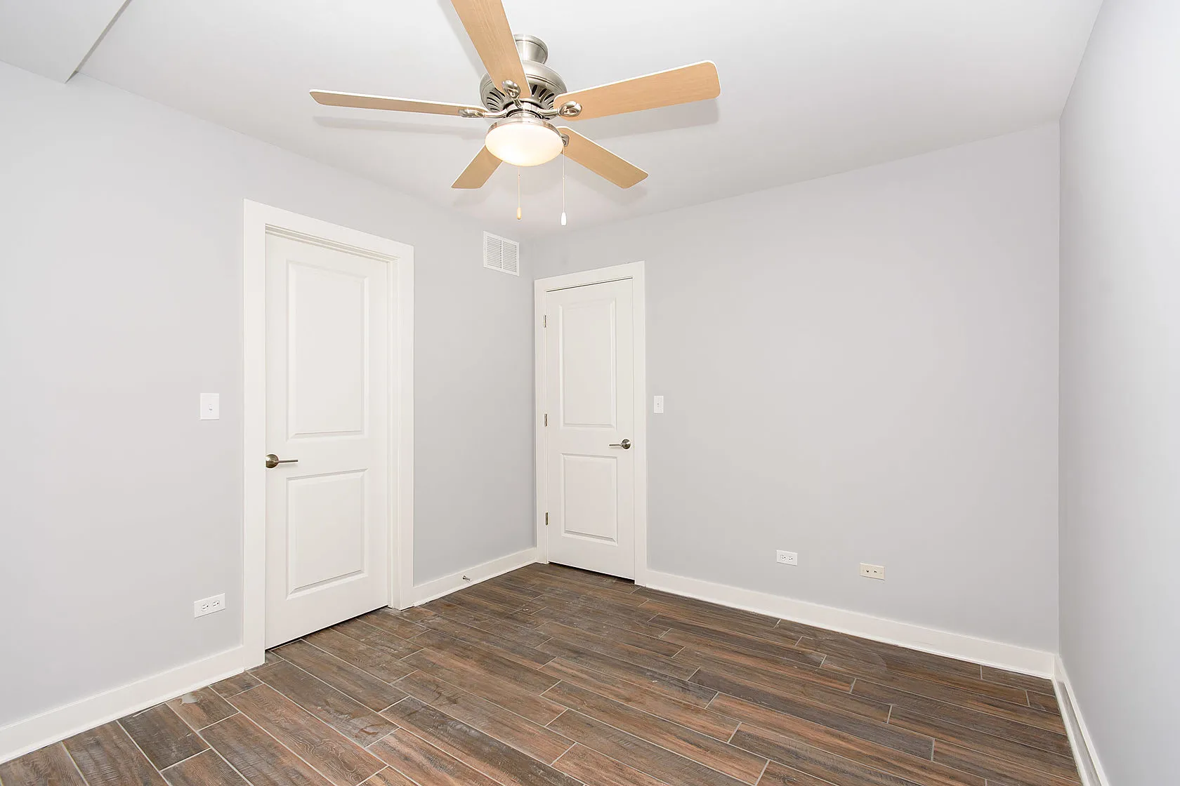 852 W Newport Ave, ,  60657, USA 60657-unit#G-Chicago-IL