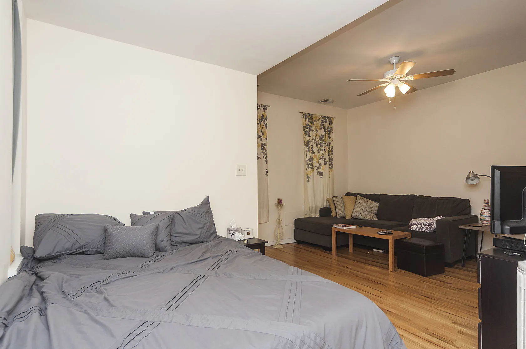 1230 N Greenview Ave, ,  60642, USA 60642-unit#1F-Chicago-IL