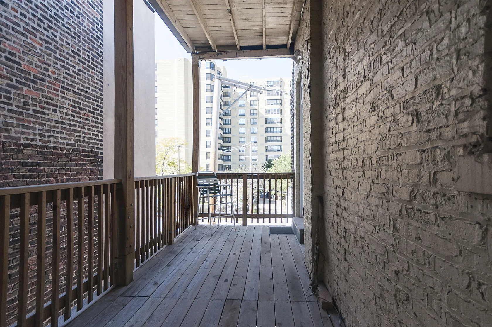 2068 Western Ave, Flossmoor,  60422, USA 60647-unit#2R-Chicago-IL
