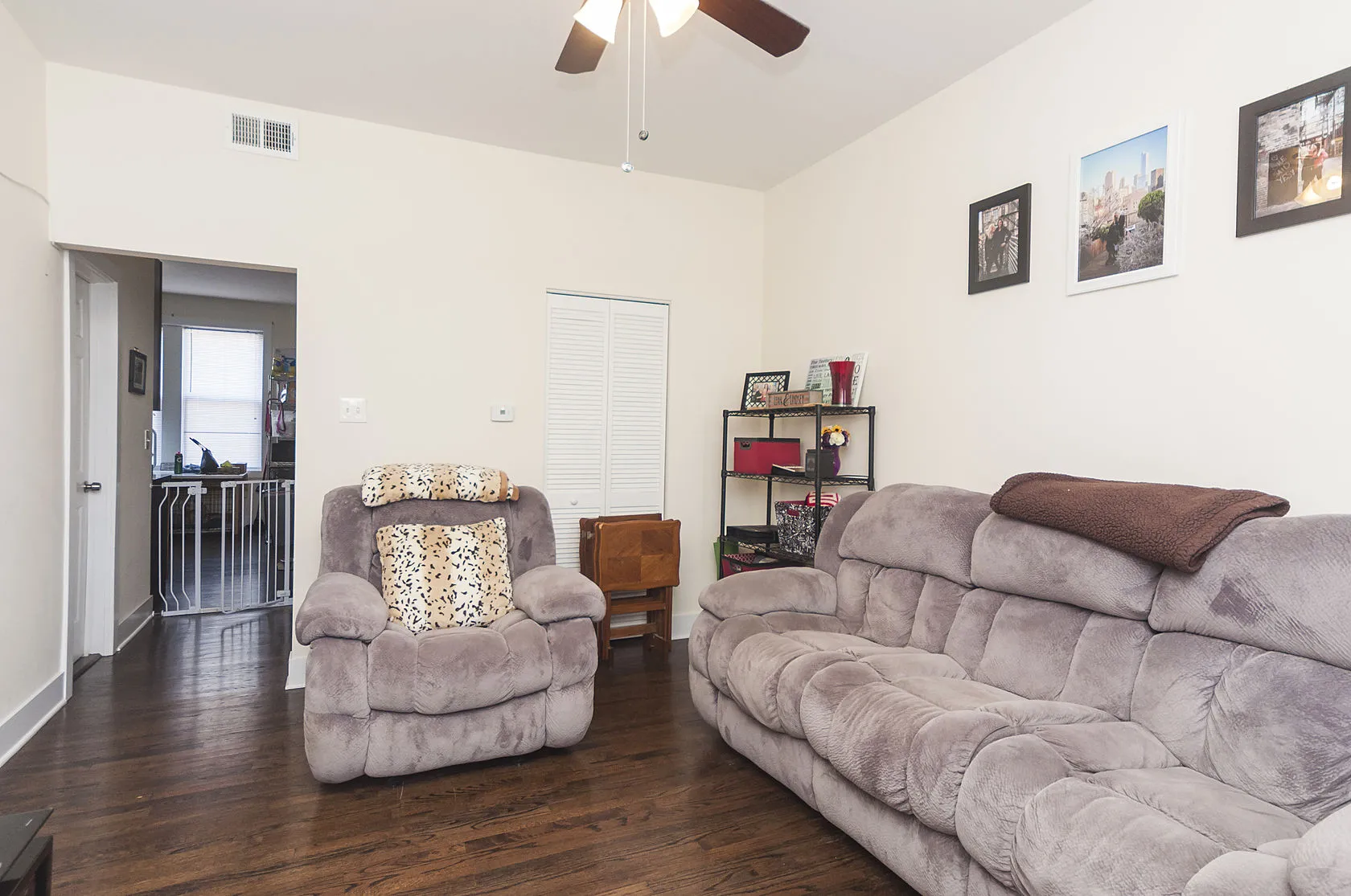 2068 Western Ave, Flossmoor,  60422, USA 60647-unit#2R-Chicago-IL