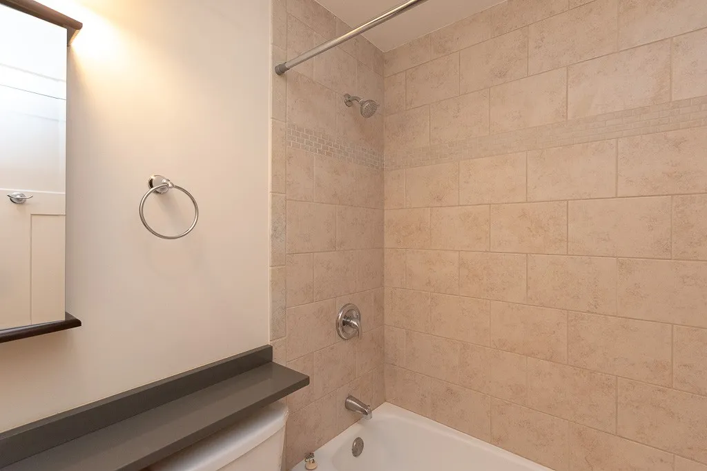 445 W Barry Ave, ,  60657, USA 60657-unit#223-Chicago-IL