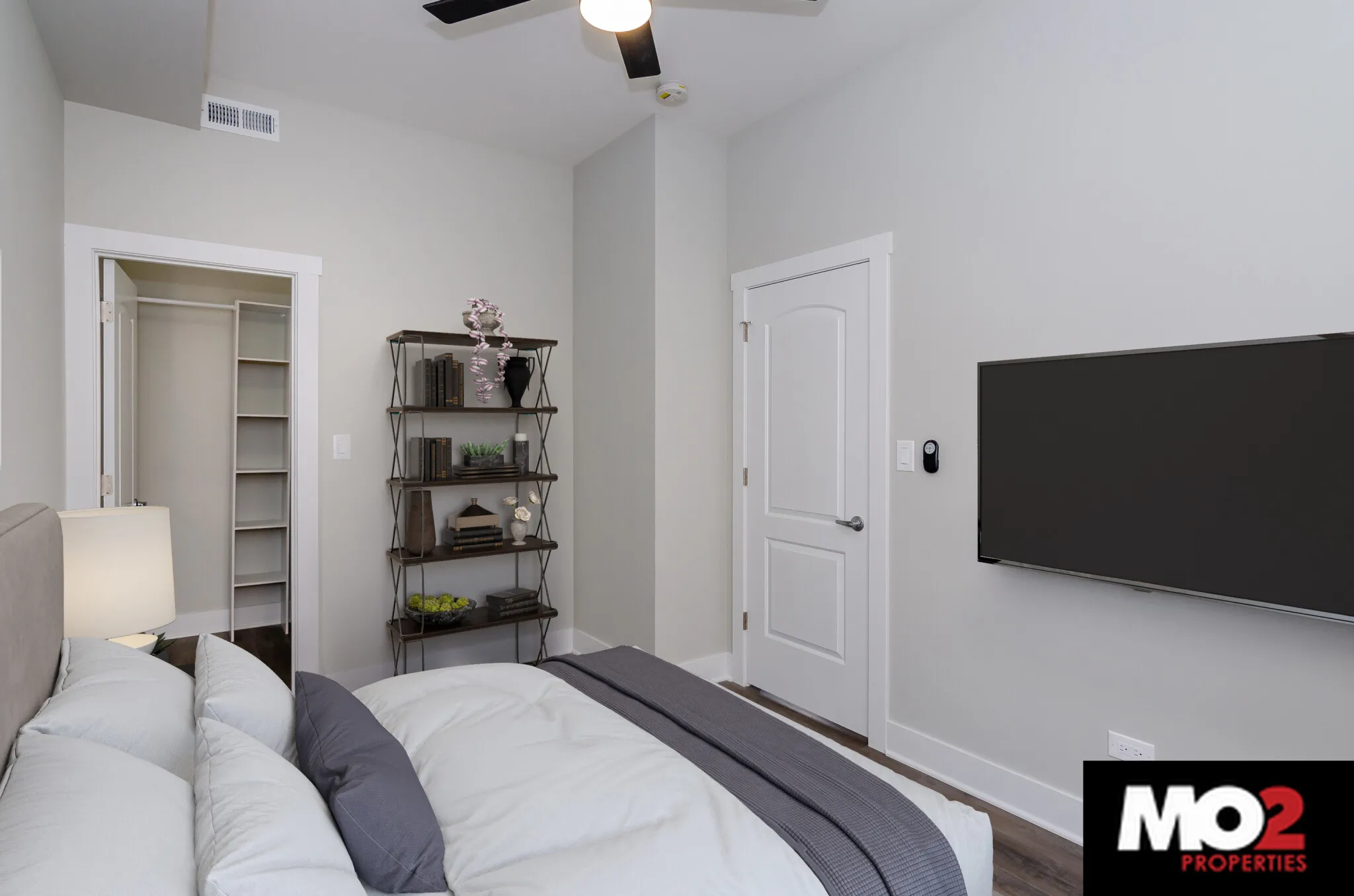 818 N Oakley Blvd, ,  60622, USA 60622-unit#2R-Chicago-IL