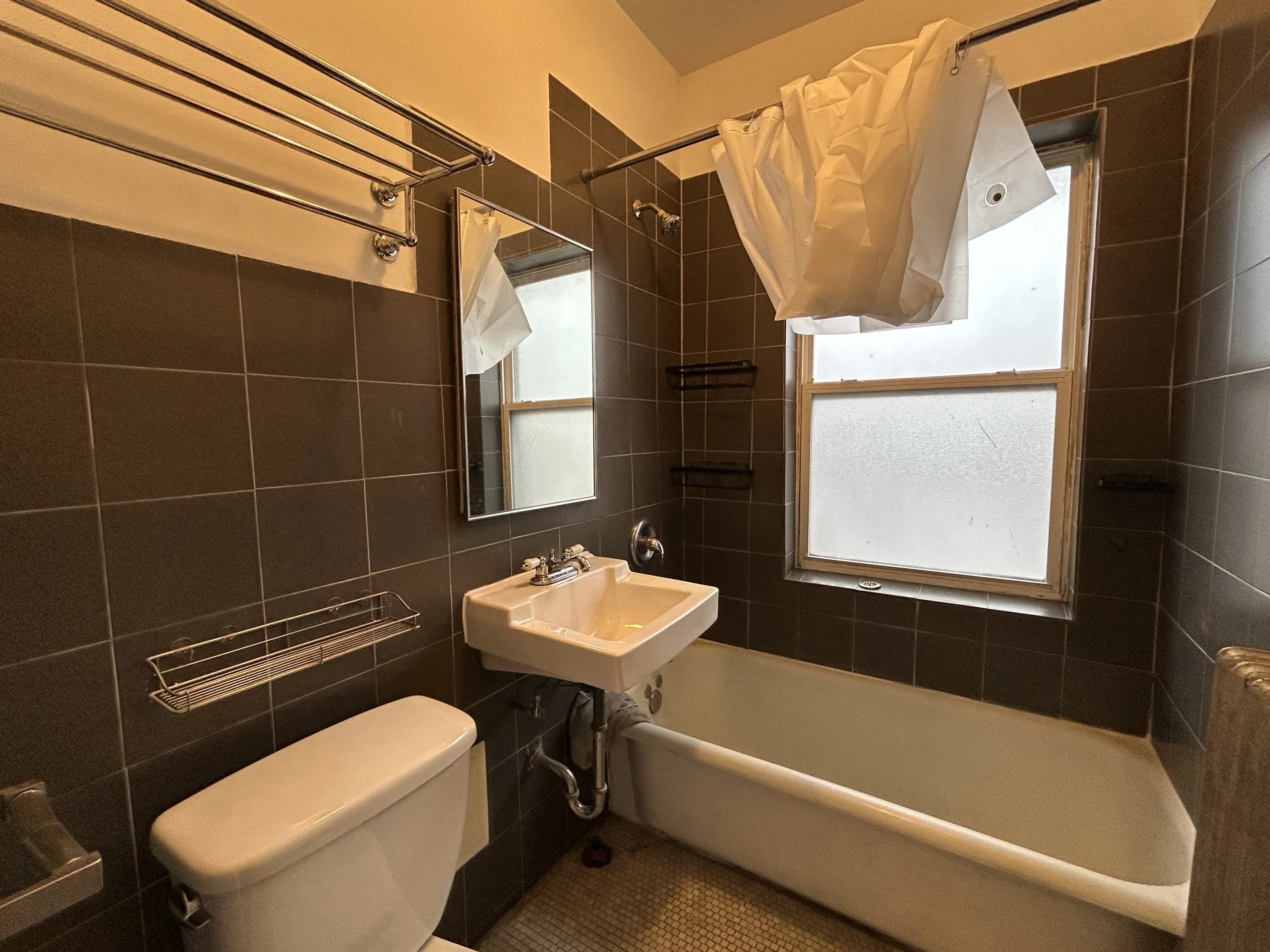 2712 N Milwaukee Ave, , 60647, USA 60646-unit#211-Chicago-IL