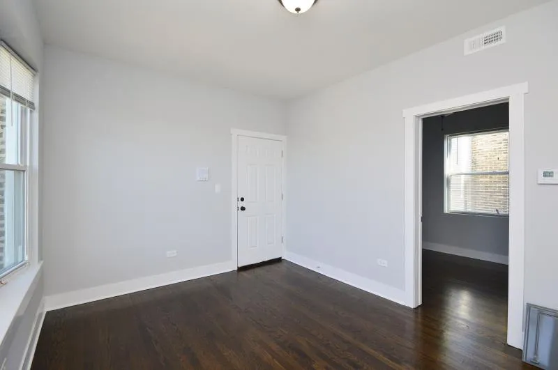1743 W Addison St, ,  60613, USA 60613-unit#1R-Chicago-IL