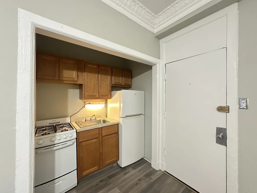 3831 N Fremont St, ,  60613, USA 60613-unit#210-Chicago-IL