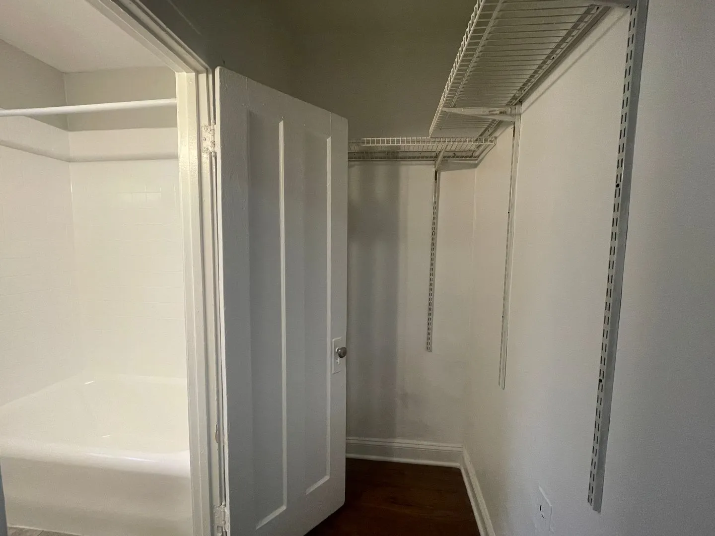 661 W Sheridan Rd, , 60613, USA 60613-unit#105-Chicago-IL