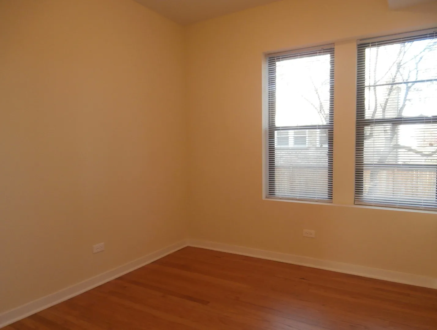 2450 W Albion Ave, , 60645, USA 60645-unit#2E-Chicago-IL