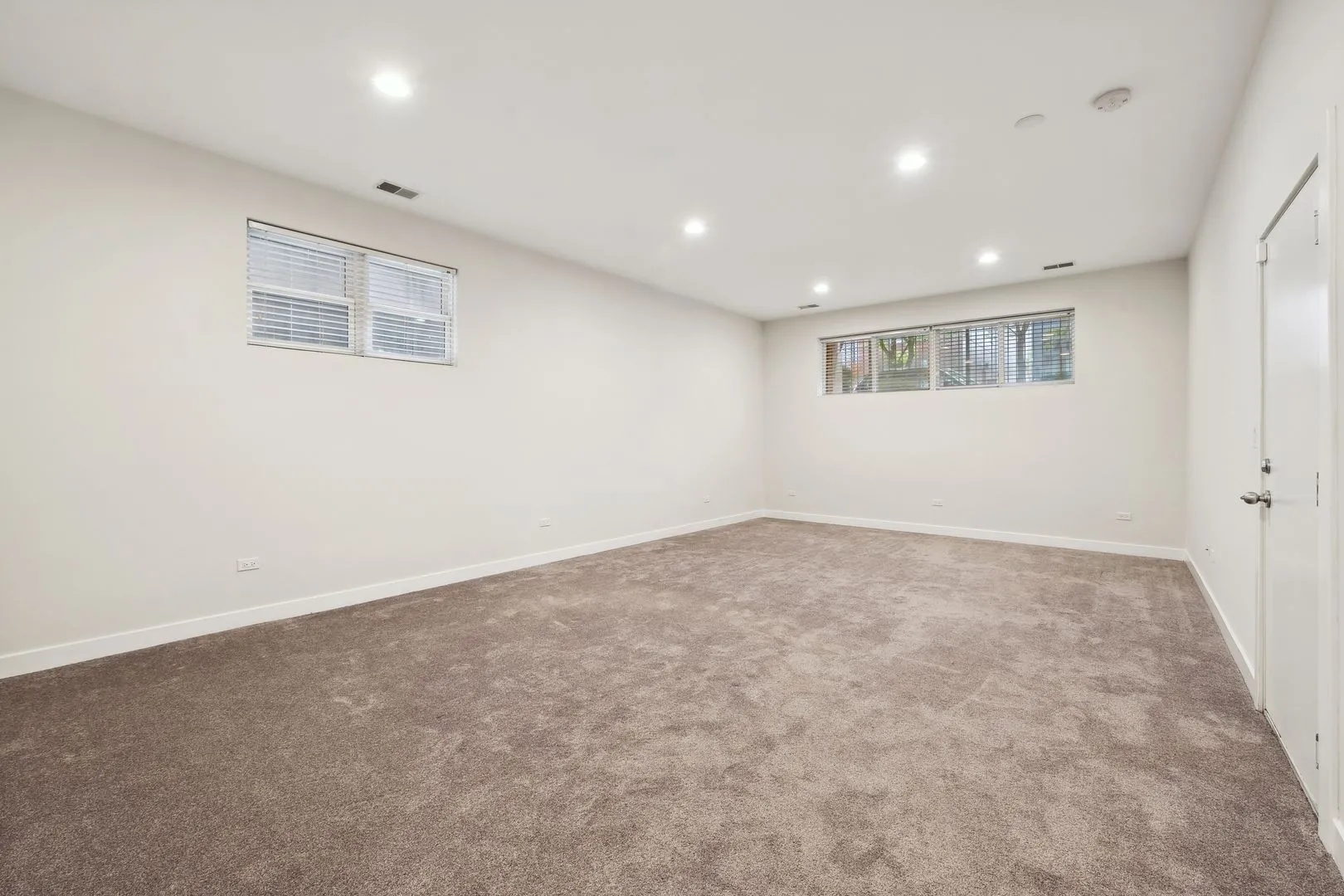 1956 W Erie St, ,  60622, USA 60622-Chicago-IL