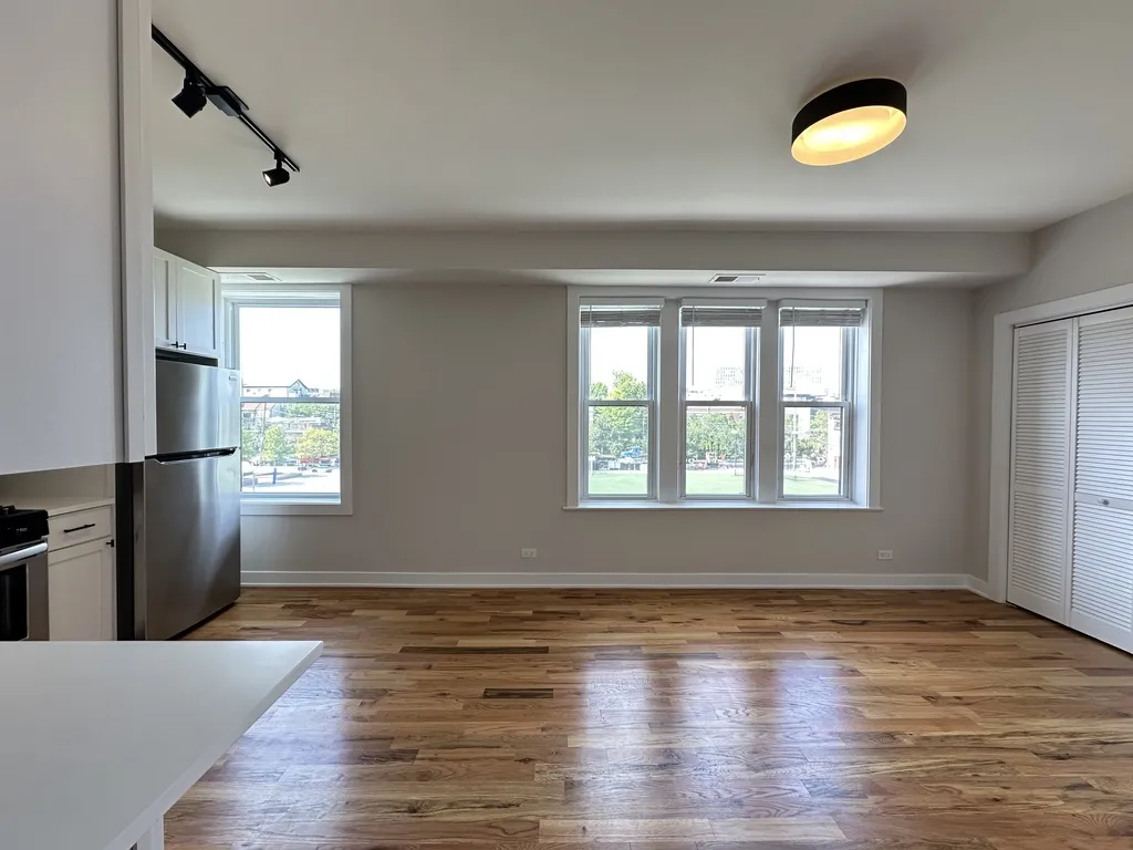 656 W Wrightwood Ave, , 60614, USA 60614-unit#314-Chicago-IL