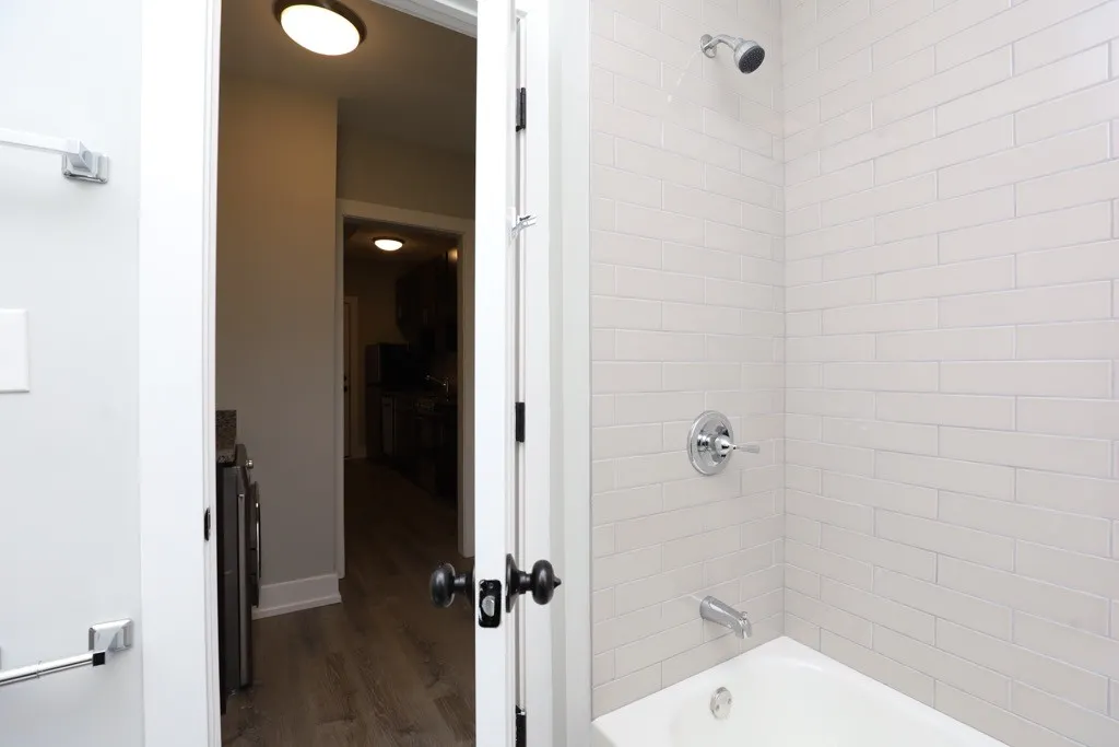 709 W Brompton Ave, , 60657, USA 60657-unit#41-Chicago-IL
