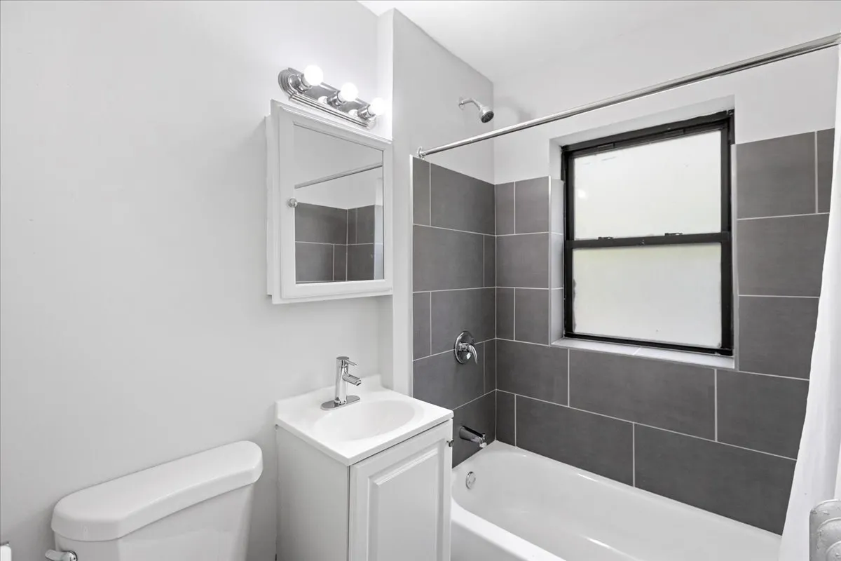 6700 S Merrill Ave, , 60649, USA 60649-unit#1W-Chicago-IL