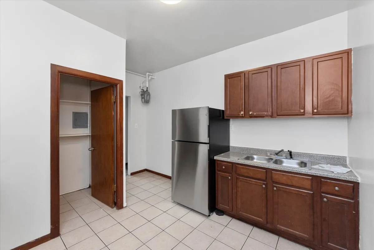 6216 S Dorchester Ave, , 60637, USA 60637-unit#3E-Chicago-IL