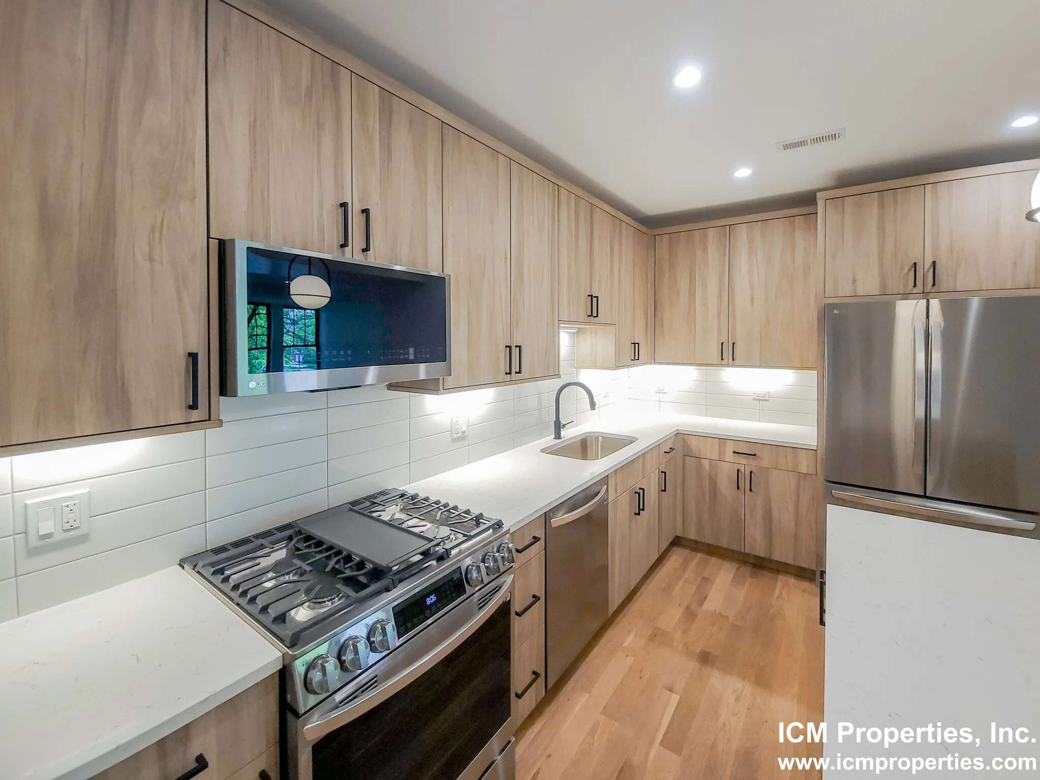 2015 W Ainslie St, ,  60625, USA 60625-unit#4857S-1-Chicago-IL