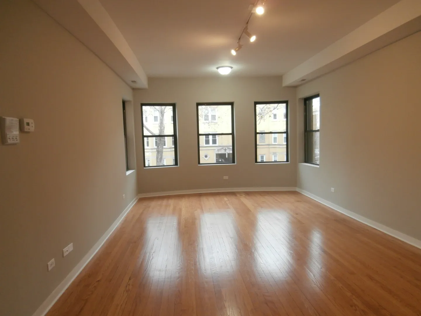 2323 W Arthur Ave, , 60645, USA 60645-unit#2-Chicago-IL