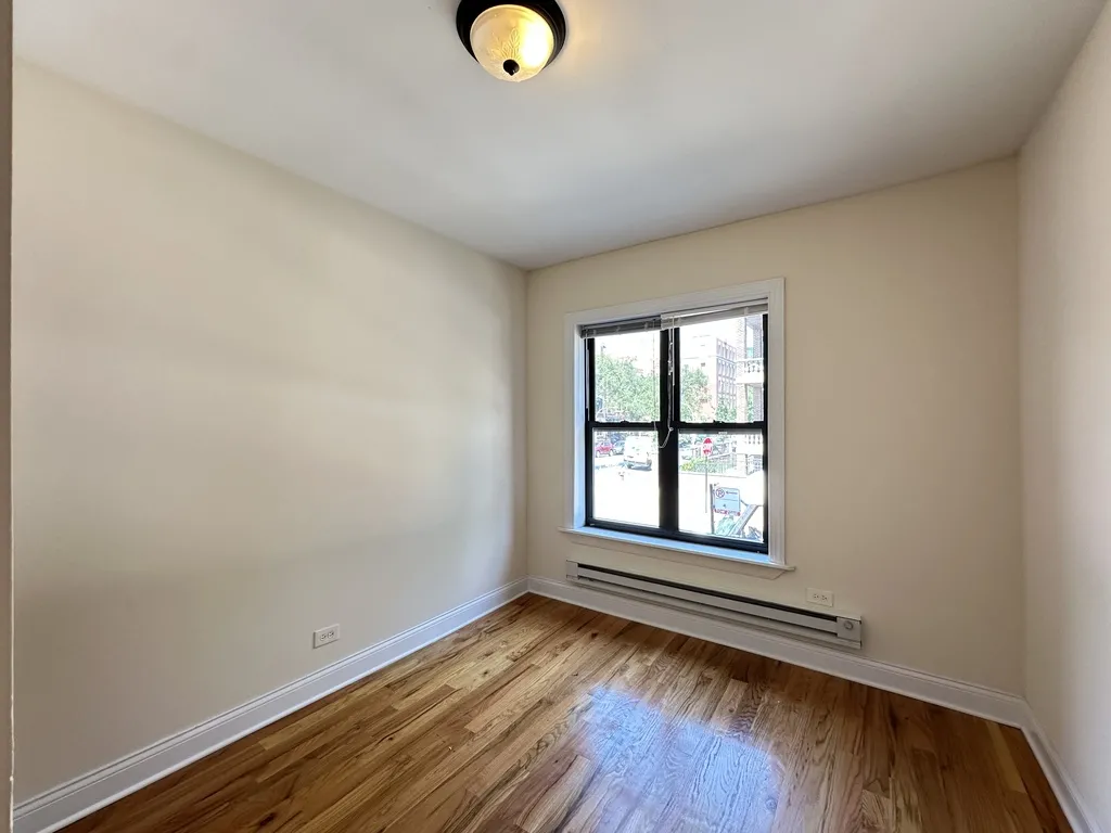 957 W Cornelia Ave, ,  60657, USA 60657-unit#1A-Chicago-IL