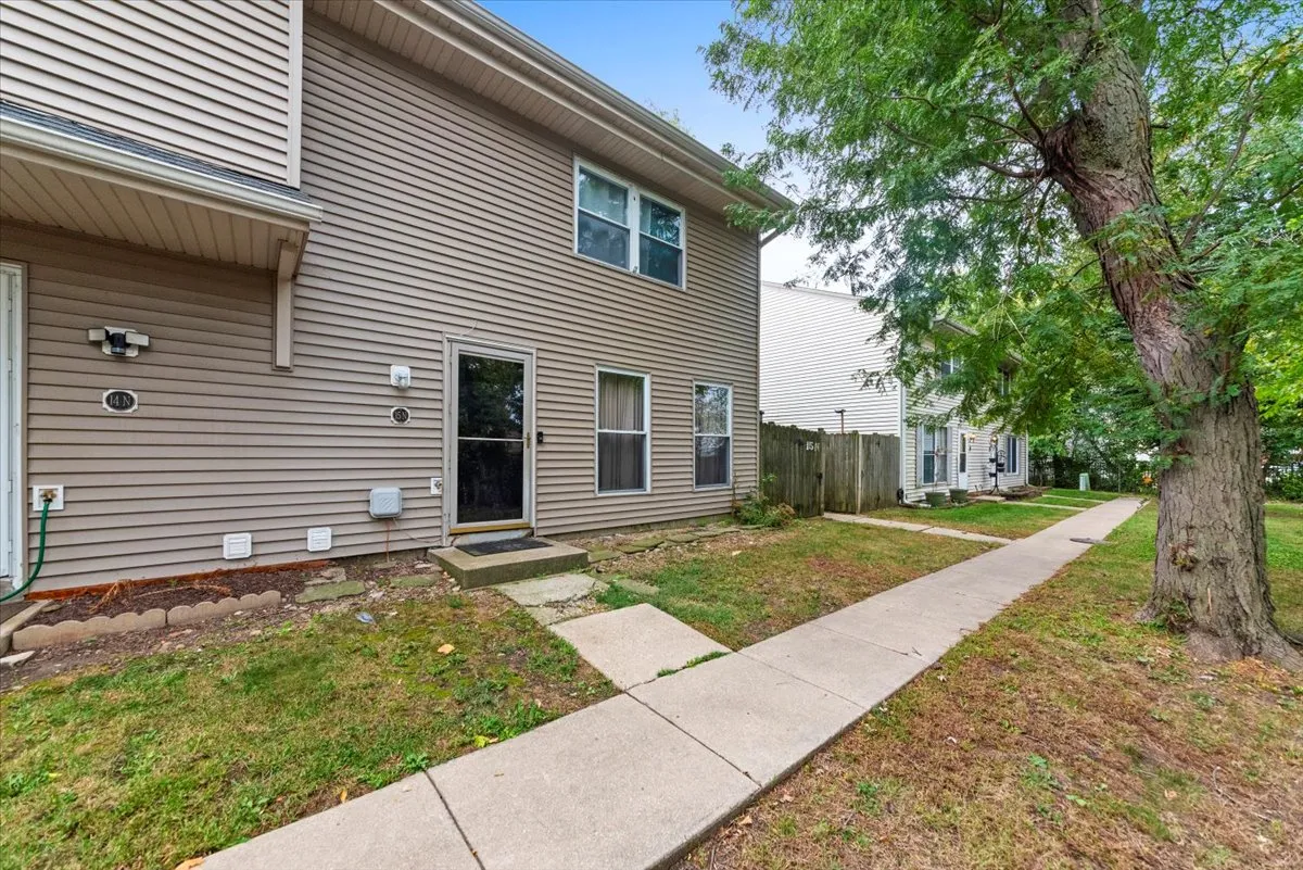15 N Fernwood Dr, , 60440, USA 60440-Bolingbrook-IL