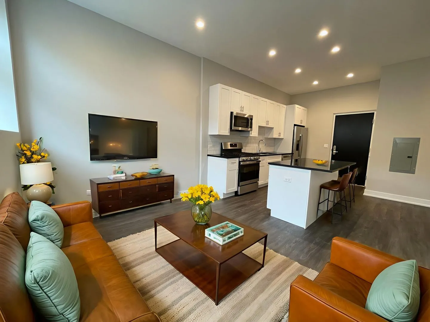 1730 W Greenleaf Ave, , 60626, USA 60626-unit#1730-202-Chicago-IL