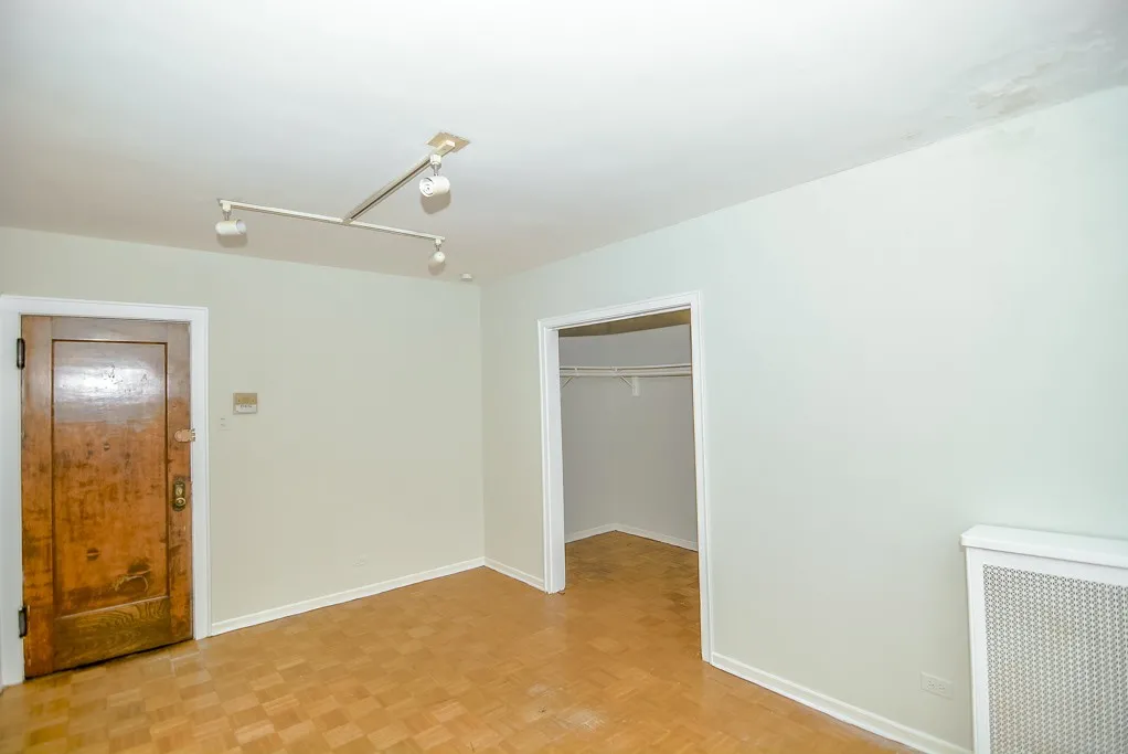 739 W Belmont Ave, , 60657, USA 60657-unit#315-Chicago-IL