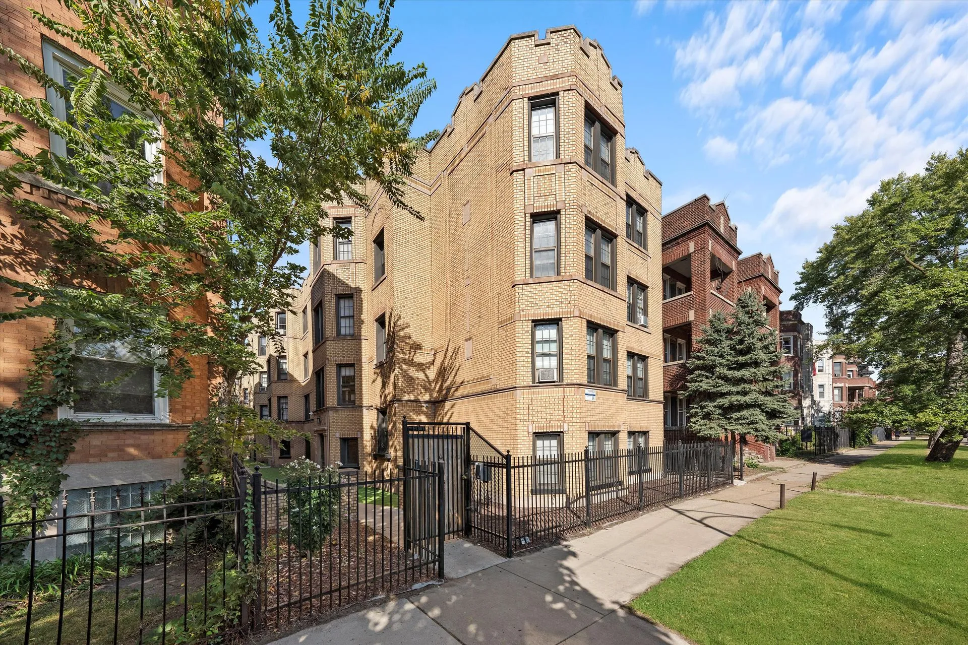6124 S Ingleside Ave, , 60637, USA 60637-unit#1E-Chicago-IL