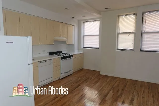 917 W Dakin St, ,  60613, USA 60613-unit#102-Chicago-IL