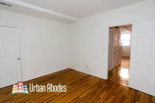 917 W Dakin St, ,  60613, USA 60613-unit#102-Chicago-IL