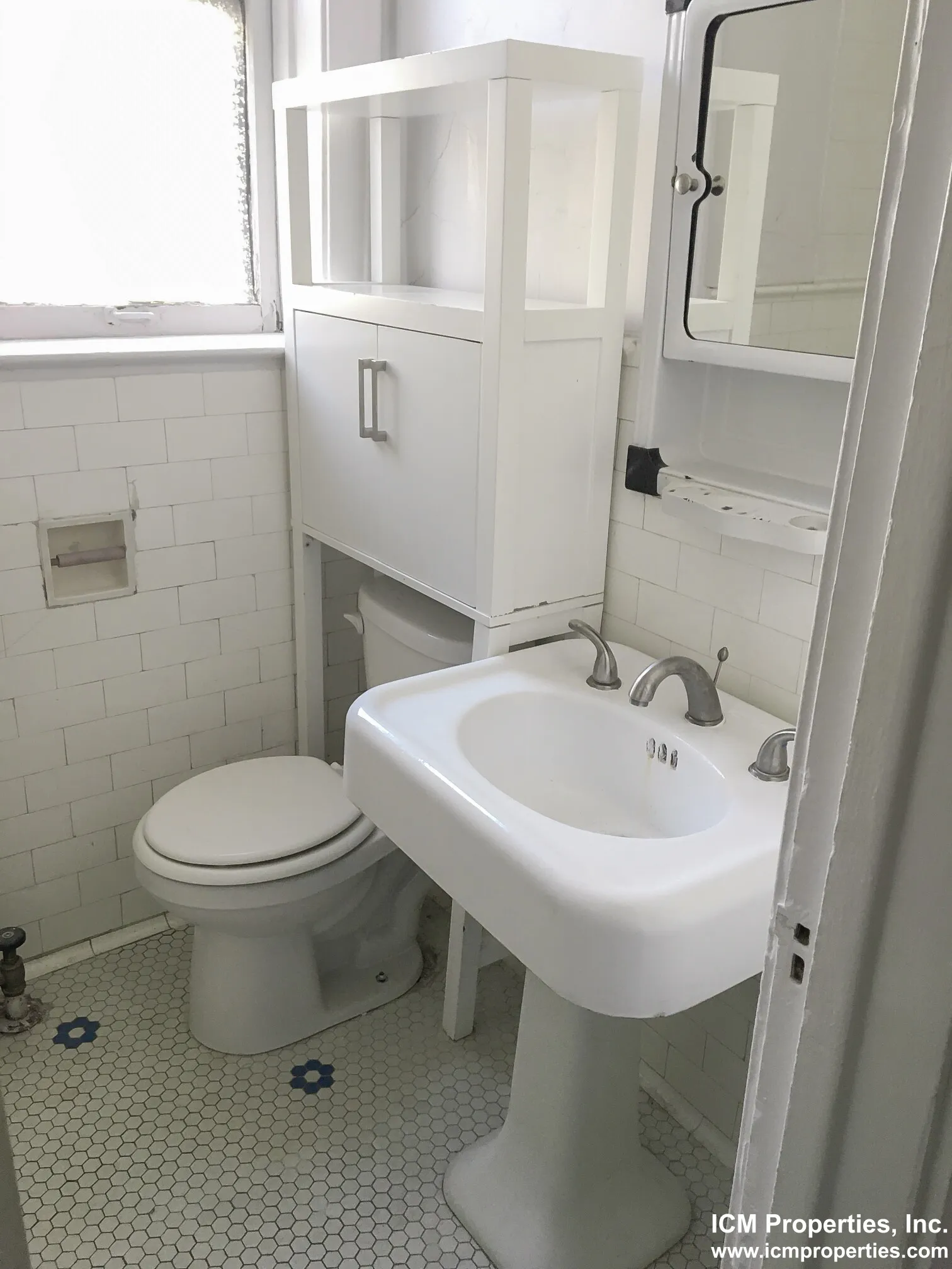 428 W Surf St, ,  60657, USA 60657-unit#432-301-Chicago-IL