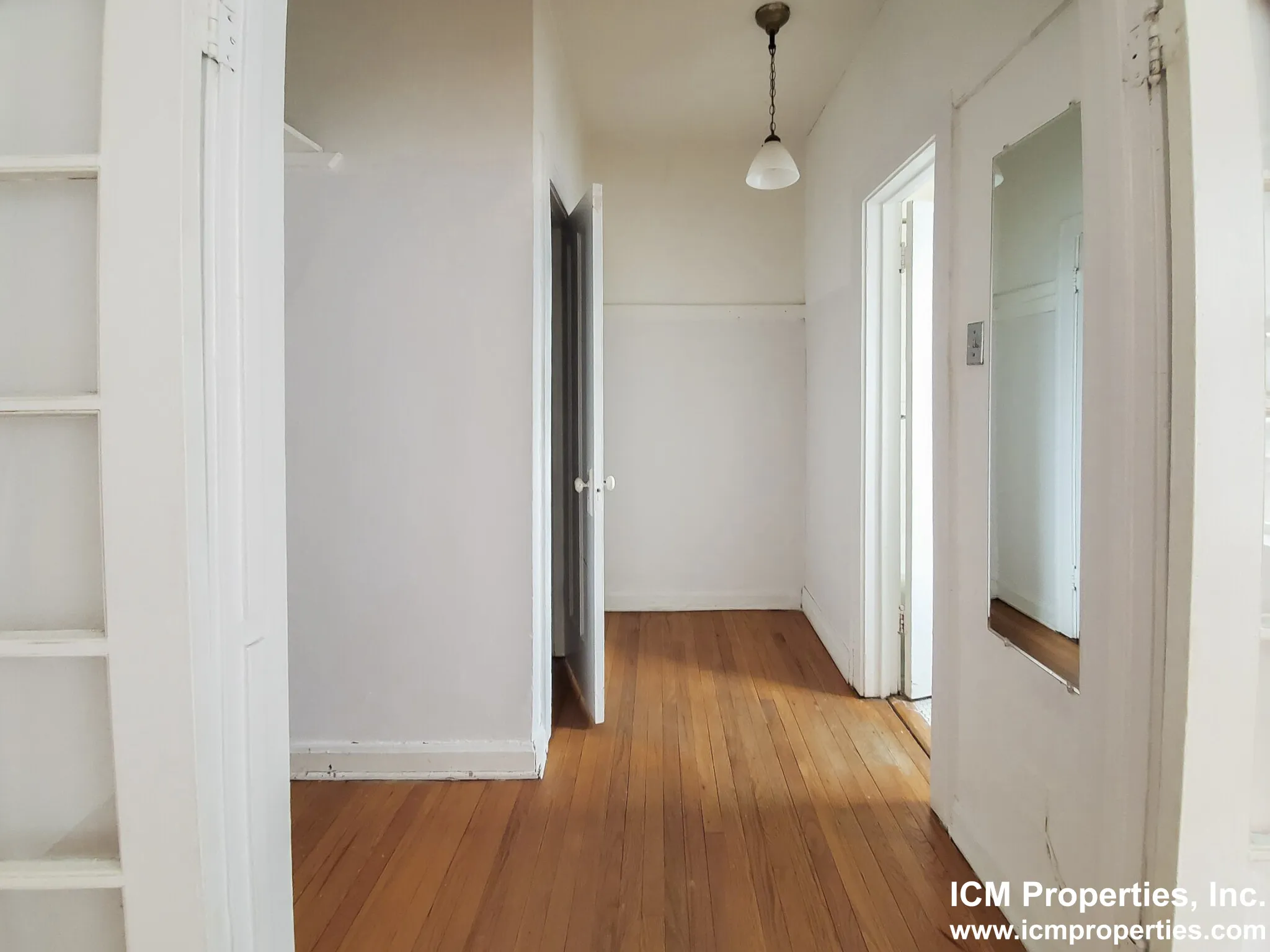 428 W Surf St, ,  60657, USA 60657-unit#432-301-Chicago-IL