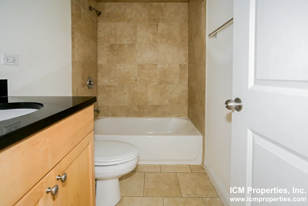 3808 N Sheffield Ave, ,  60613, USA 60613-unit#3814S-2W-Chicago-IL
