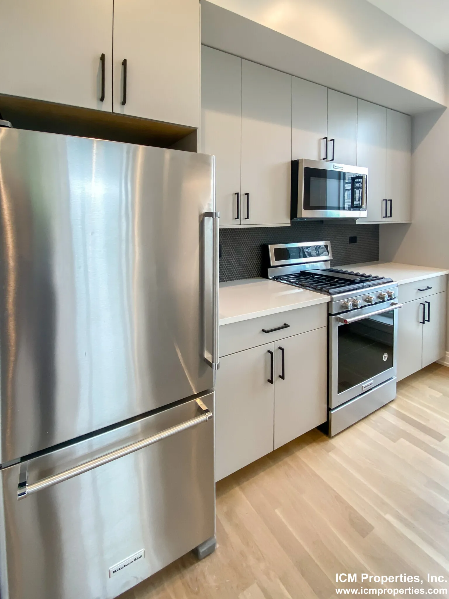 1050 W Cornelia Ave, ,  60657, USA 60657-unit#1050-203-Chicago-IL