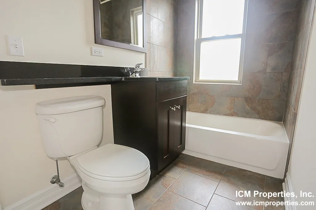 3808 N Sheffield Ave, ,  60613, USA 60613-unit#3816S-3E-Chicago-IL