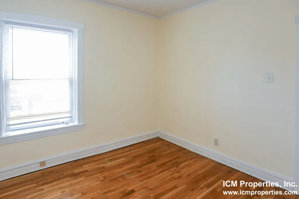 3521 N Broadway, ,  60657, USA 60657-unit#3529.5-2E-Chicago-IL
