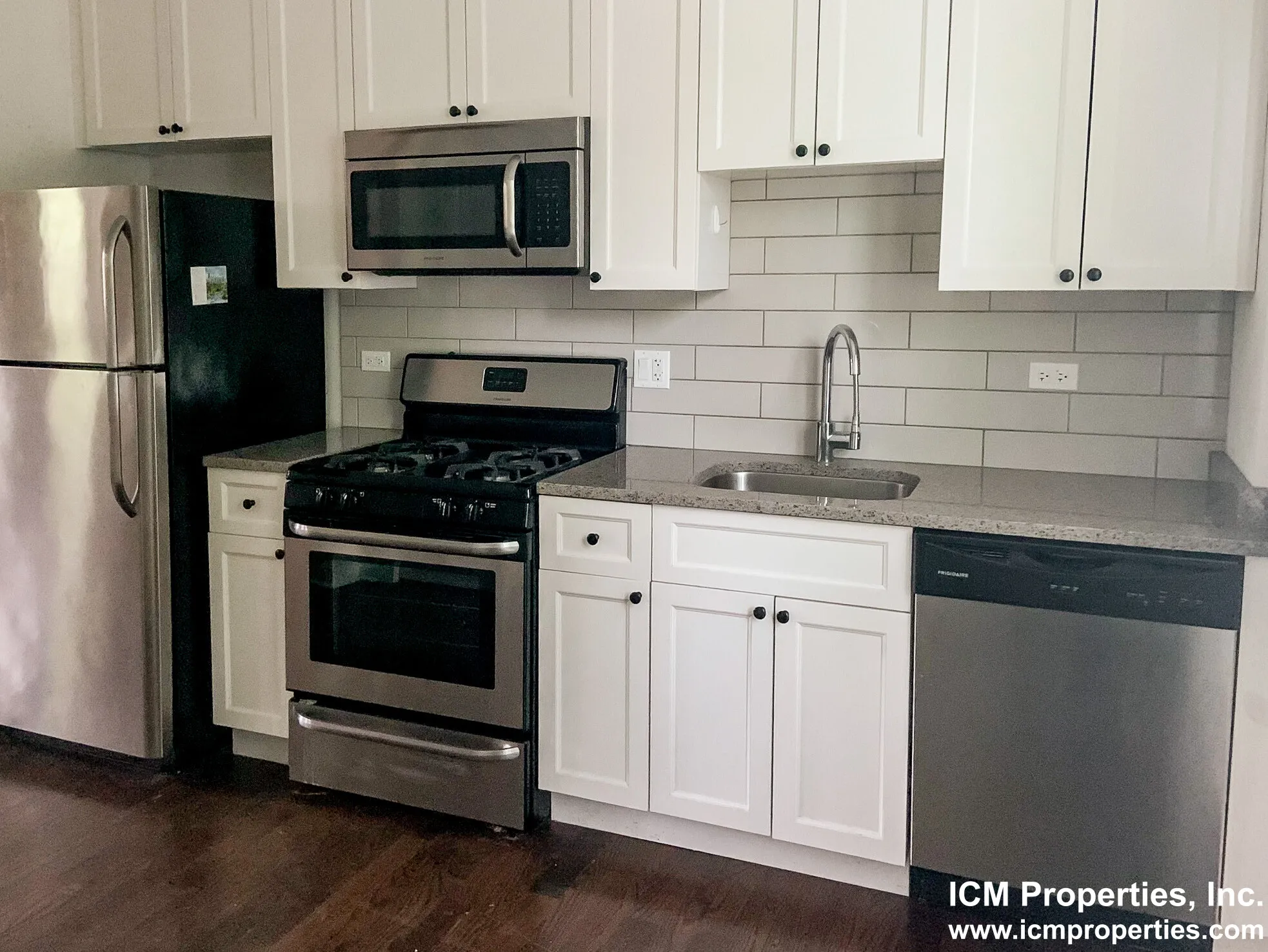 1600 W Belle Plaine Ave, ,  60613, USA 60613-unit#1606-1-Chicago-IL