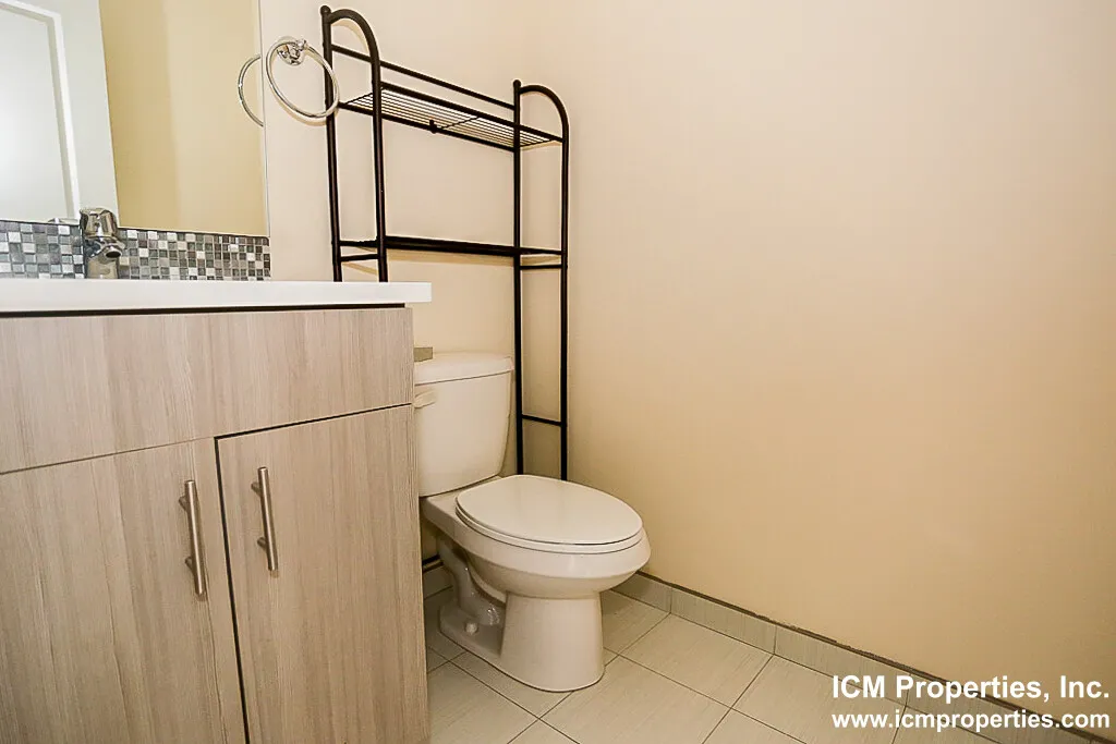 3709 N Wilton Ave, ,  60613, USA 60613-unit#3709-3-Chicago-IL