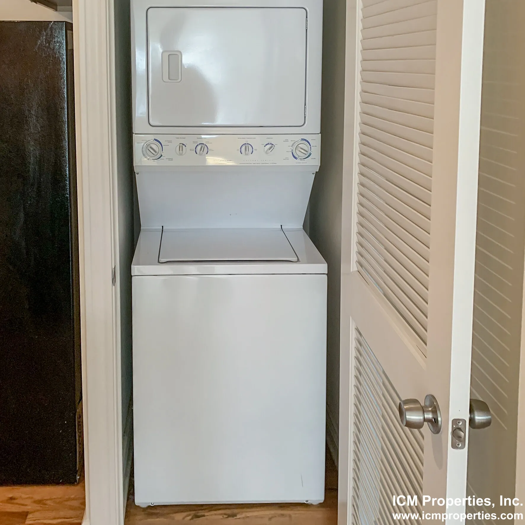 1210 W Waveland Ave, ,  60613, USA 60613-unit#1214WAV1-Chicago-IL