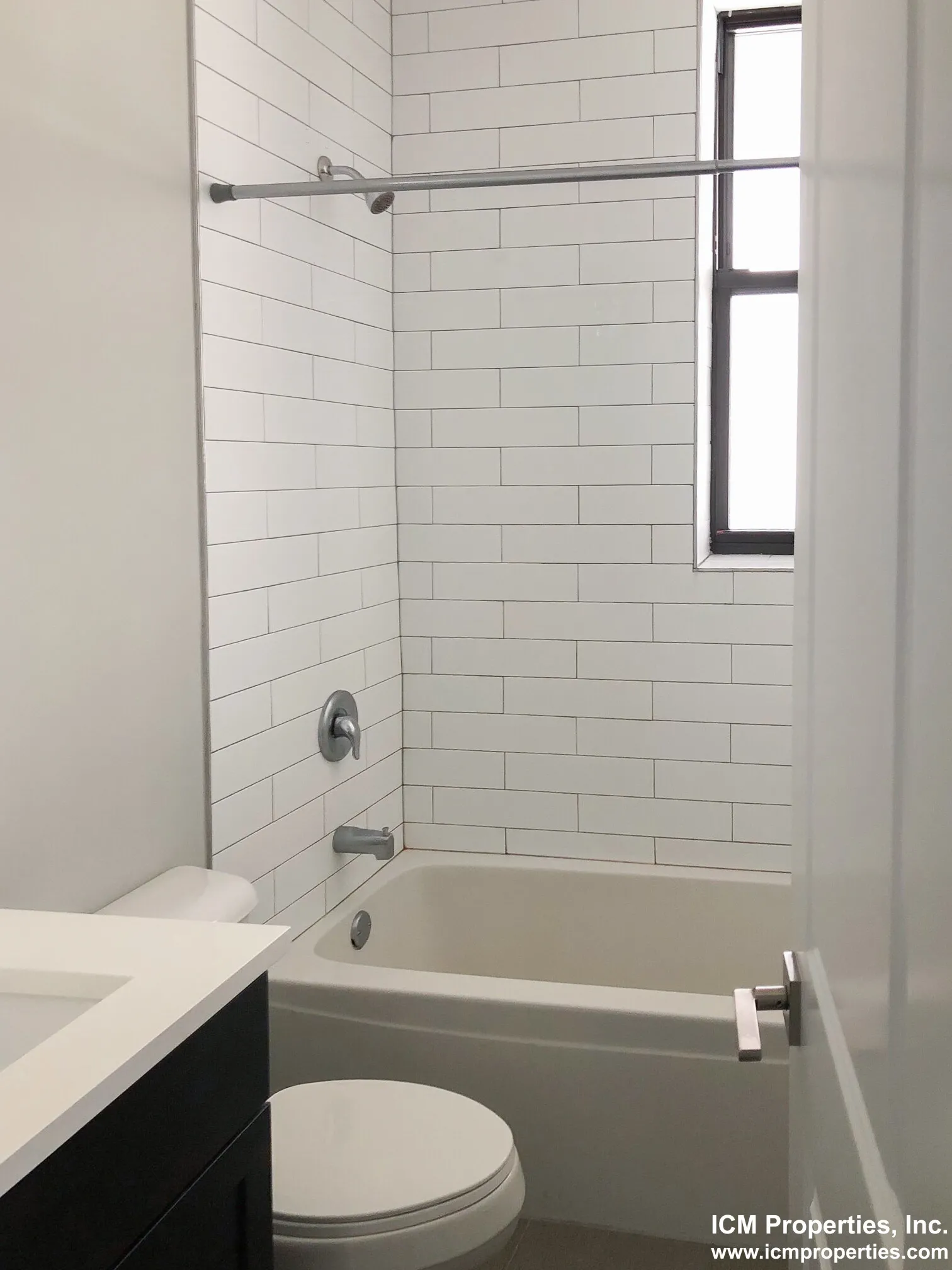 1946 W Nelson St, ,  60657, USA 60657-unit#1952-3E-Chicago-IL
