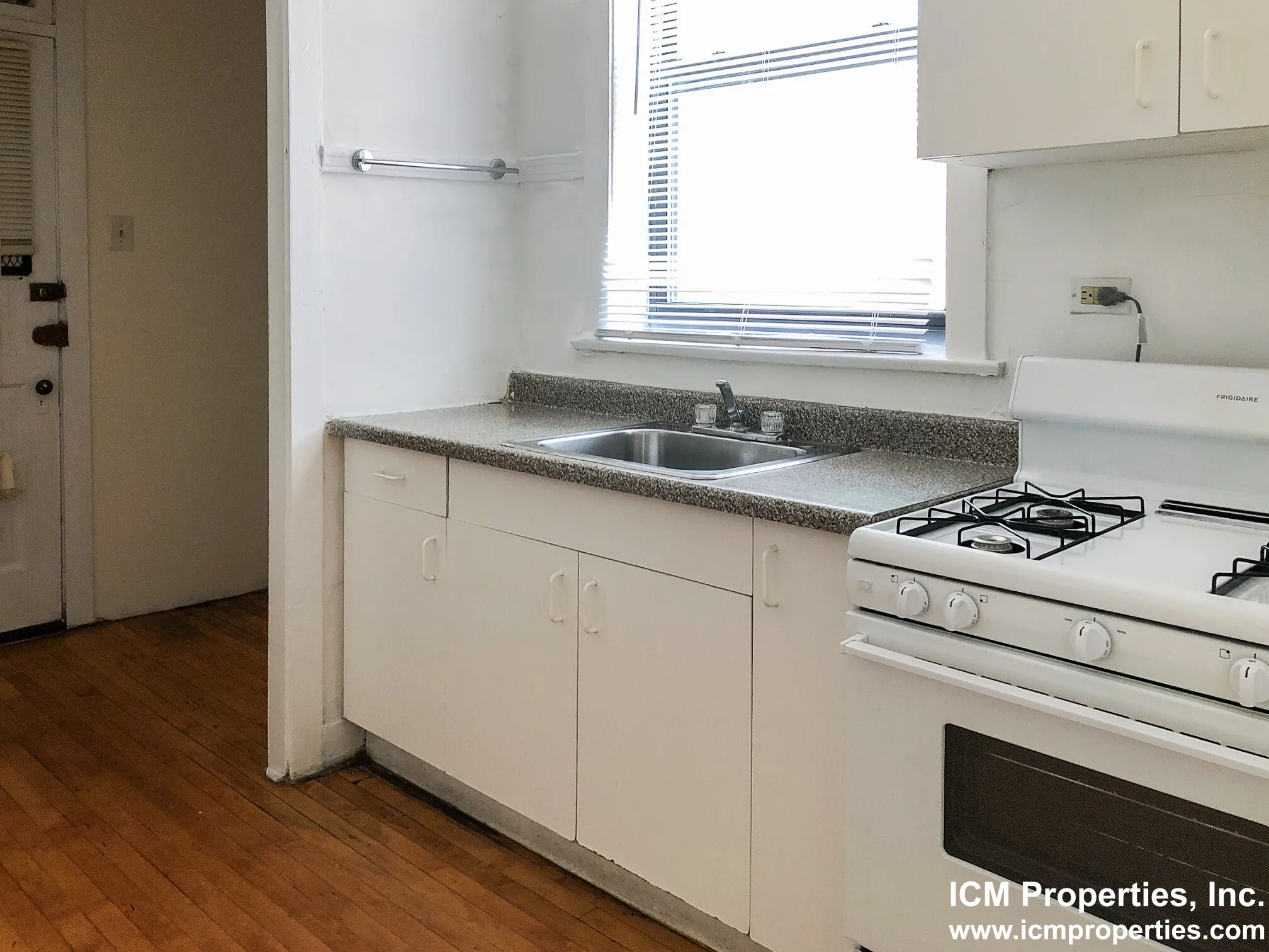 3925 N Keeler Ave, ,  60641, USA 60641-unit#3933-2E-Chicago-IL