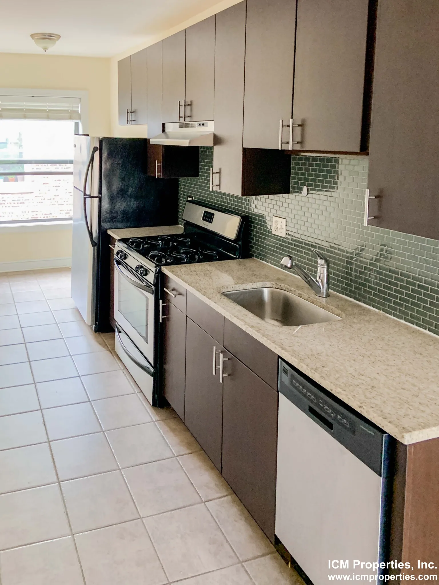 512 W Cornelia Ave, , 60657, USA 60657-unit#516-319-Chicago-IL