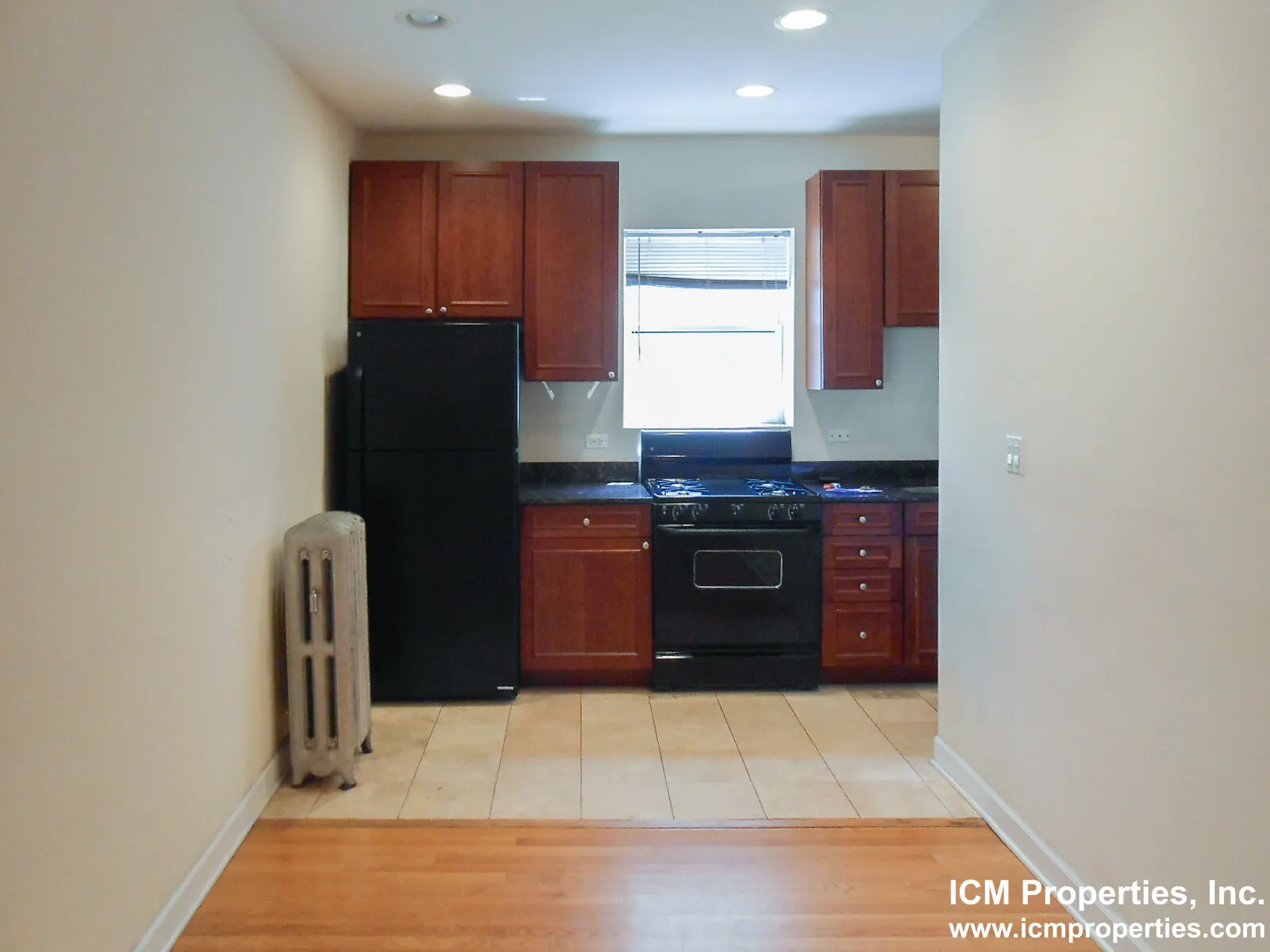 3912 N Pine Grove Ave, , 60613, USA 60613-unit#3918-2-Chicago-IL