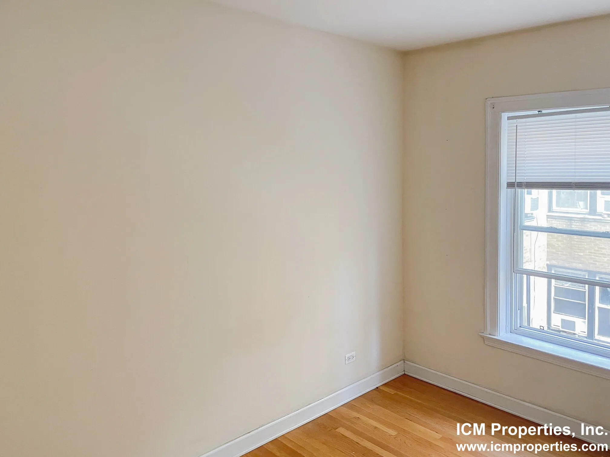 3912 N Pine Grove Ave, , 60613, USA 60613-unit#3918-2-Chicago-IL