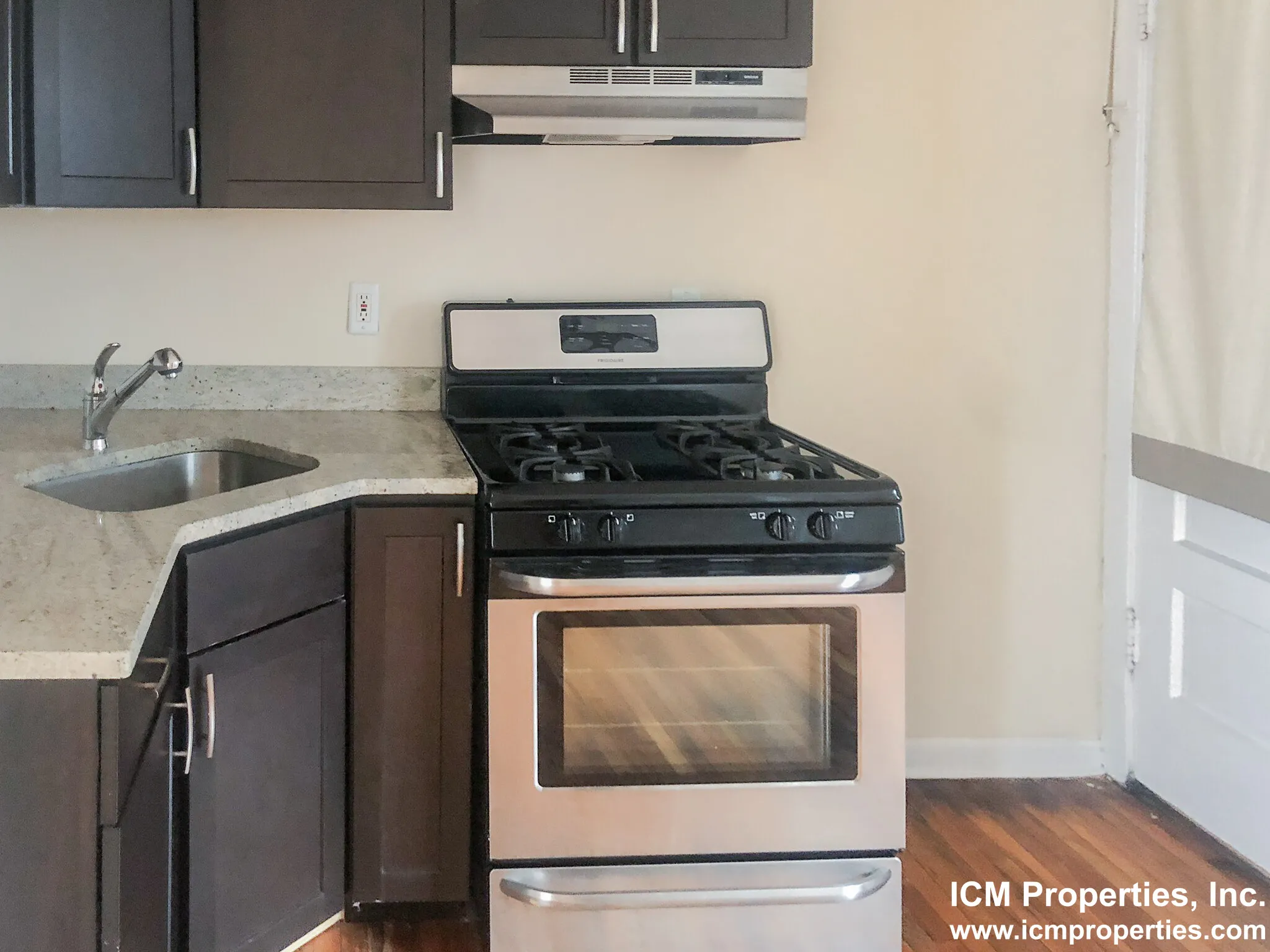 3521 N Broadway, , 60657, USA 60657-unit#3527.5-2E-Chicago-IL