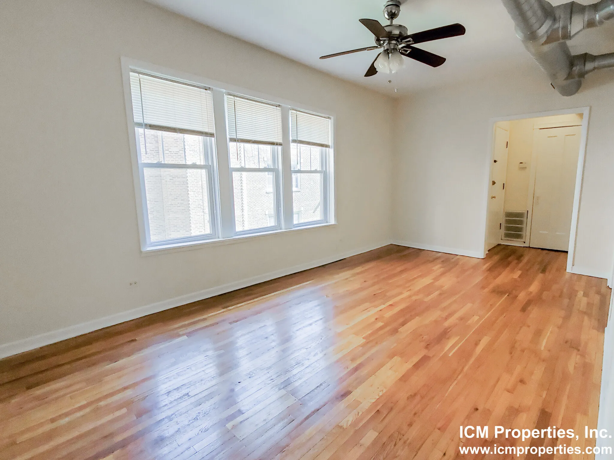 3521 N Broadway, , 60657, USA 60657-unit#3527.5-2E-Chicago-IL