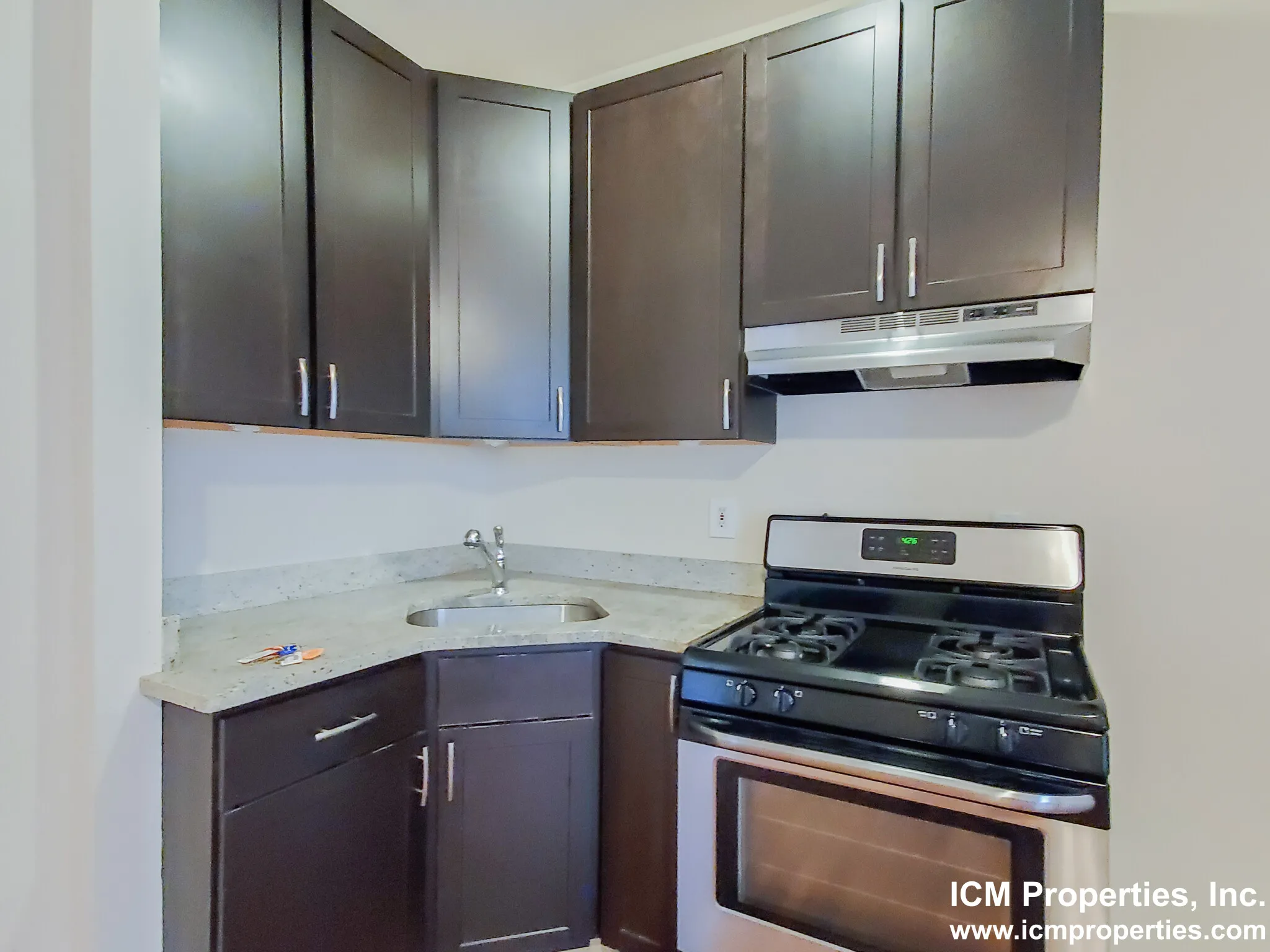 3521 N Broadway, , 60657, USA 60657-unit#3527.5-2E-Chicago-IL