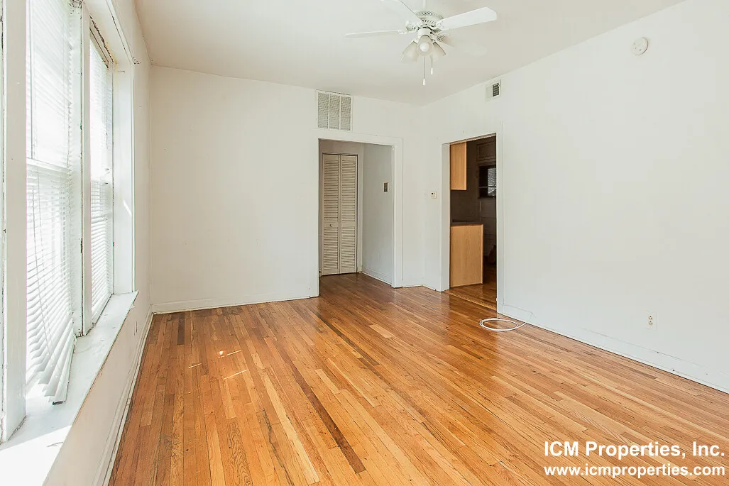 3521 N Broadway, ,  60657, USA 60657-unit#3529-2E-Chicago-IL