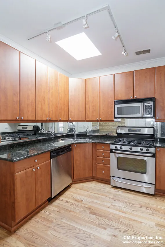 622 W Roscoe St, , 60657, USA 60657-unit#622-3B-Chicago-IL